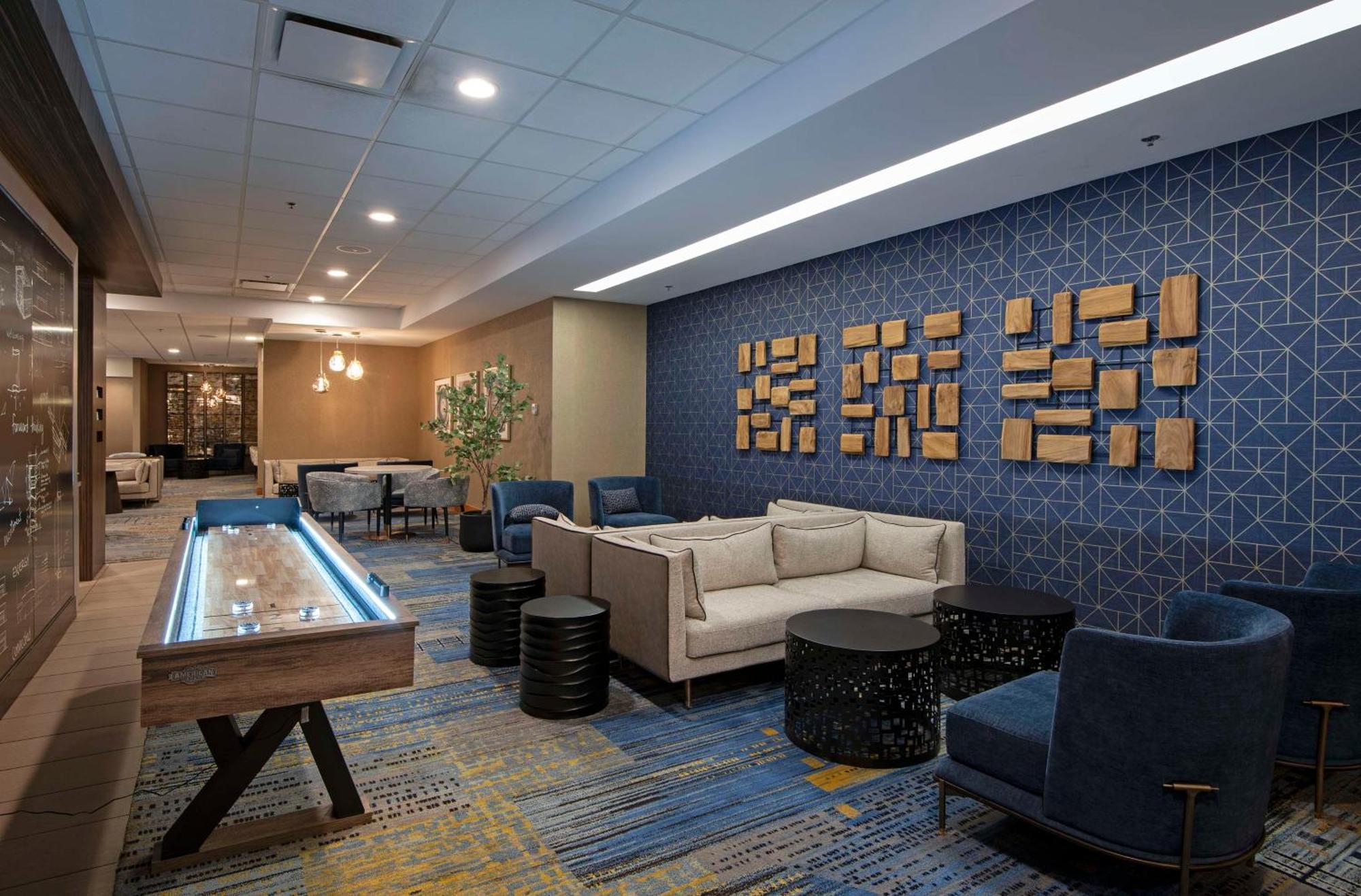 Doubletree By Hilton West Edmonton Hotel Exterior foto